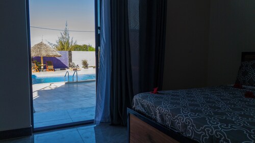 Wayma Paradise Resort