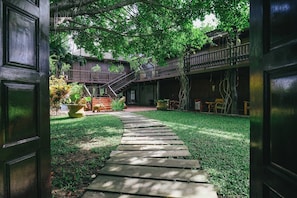 Villa, 5 Bedrooms, Smoking, Private Pool | Property grounds