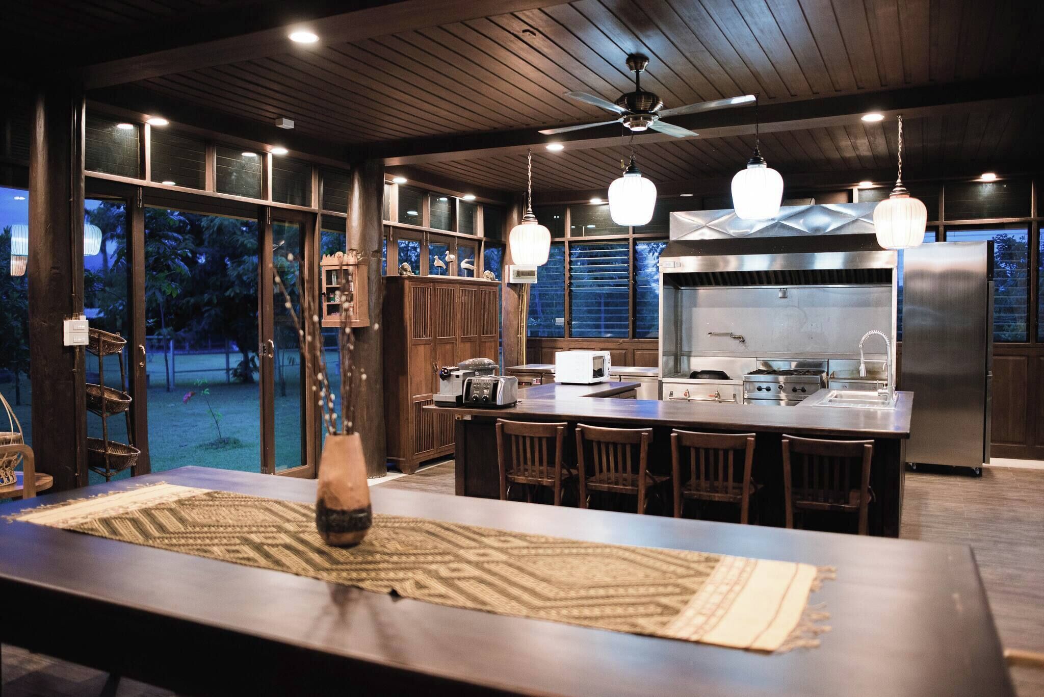 Villa, 5 Bedrooms, Smoking, Private Pool | Interior