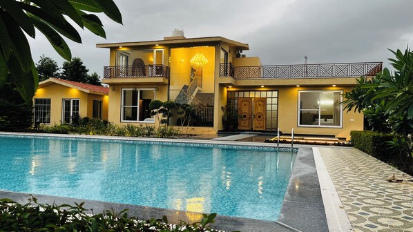 Piscina externa