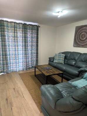 Maison, 3 chambres, patio | Salle de séjour