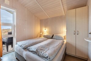 2 makuuhuonetta, Wi-Fi, vuodevaatteet