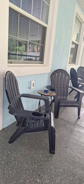 Shared Dormitory, 1 Bedroom | Living area