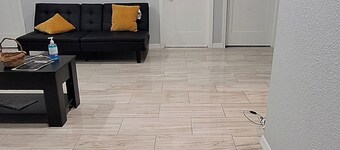 Room-#3- Small Oasis, Tampa