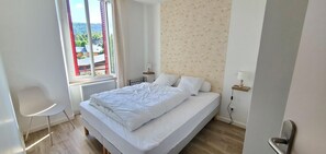 2 bedrooms, iron/ironing board