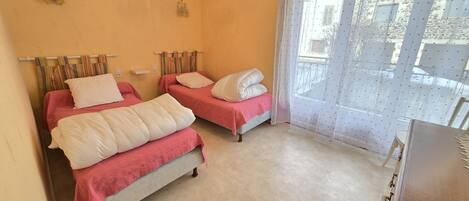 4 bedrooms