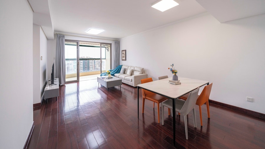 Tyms Modern 2BR APT Yucui Garden