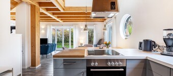 Holiday Home 'Wildrosenhaus' with Sea View, Private Terrace and Wi-Fi