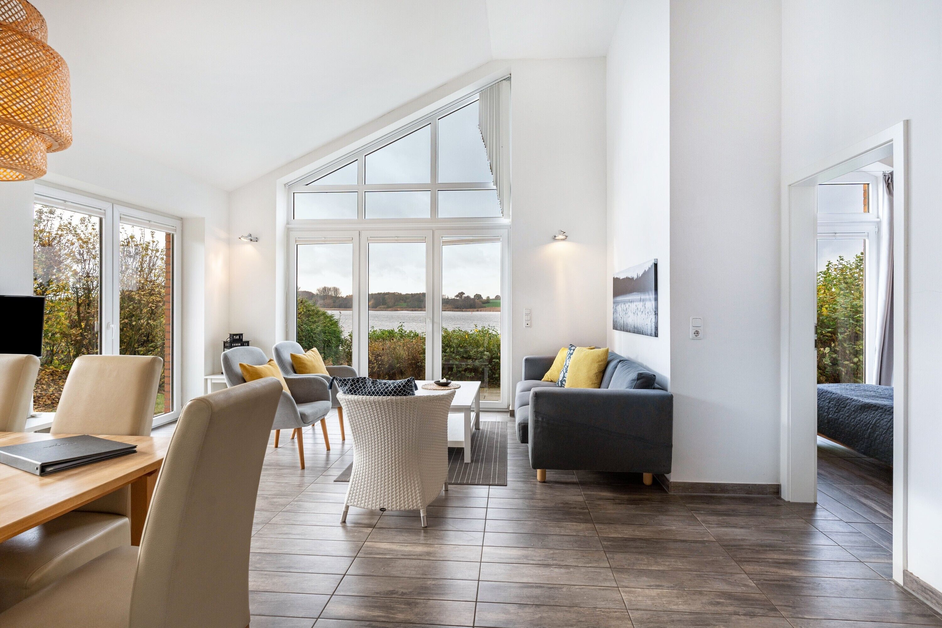 TV, fireplace, DVD player, stereo