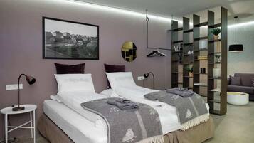 1 bedroom, iron/ironing board, travel cot, WiFi