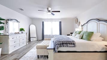 5 bedrooms, desk, iron/ironing board, free WiFi