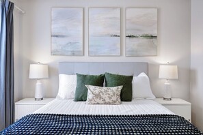 5 Schlafzimmer, Schreibtisch, Bügeleisen/Bügelbrett, kostenloses WLAN