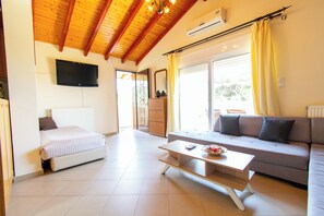 Luksushuoneisto, parveke, valtamerinäköala | Oleskelualue | Televisio