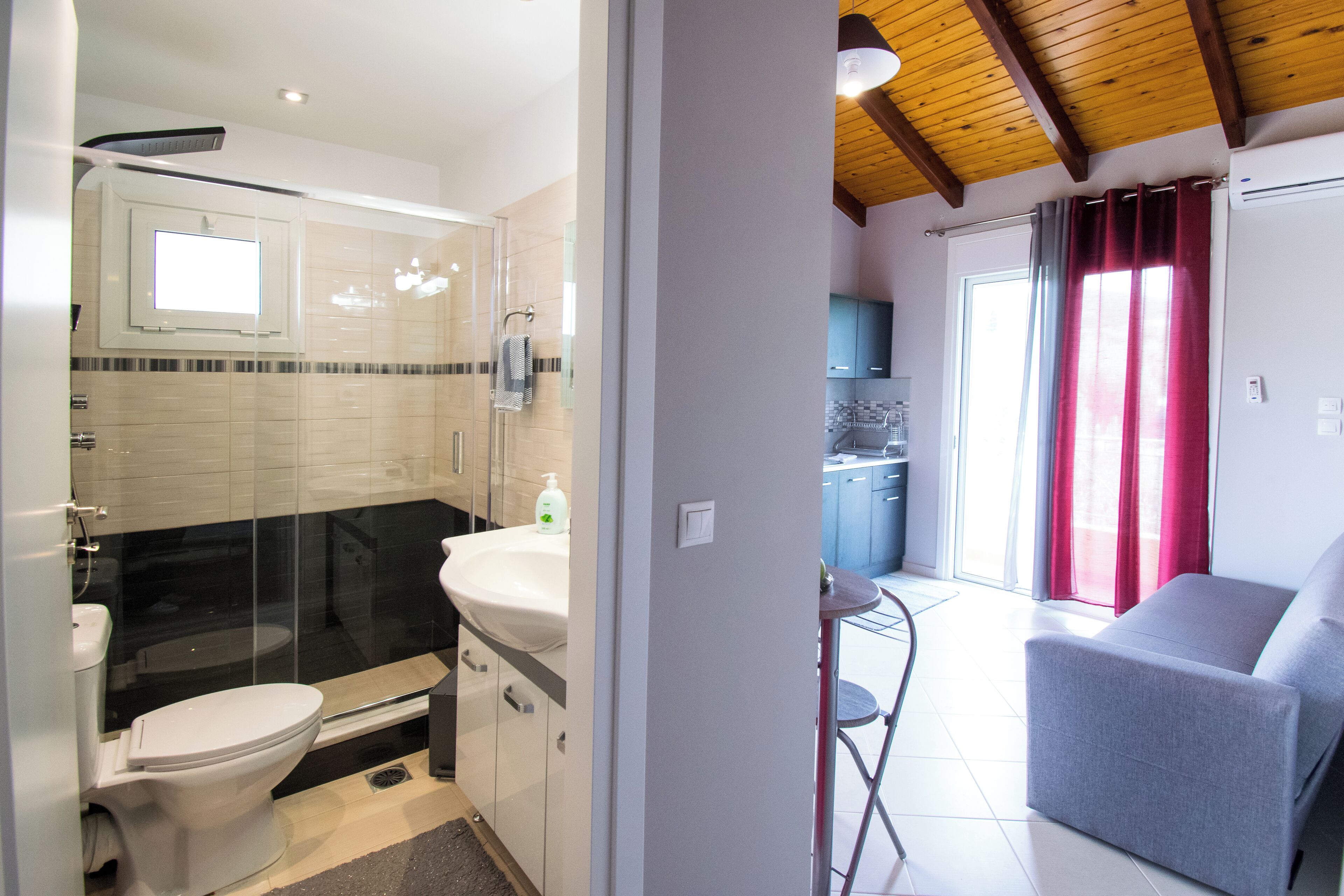 Luxury-Apartment, Balkon, Meerblick | Kostenloses WLAN