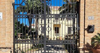 Villa Russo - Historic home