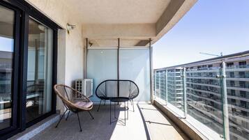 Family Studio, Partial Sea View | Terrace/patio