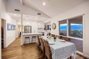Dining - Martha's Maison | Heated Spa & Stunning Bay Views (Mount Martha)