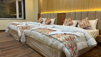 Family Room | Free WiFi