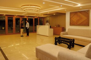 Reception - Frosty Fern Hotel & Resort (Varanasi)