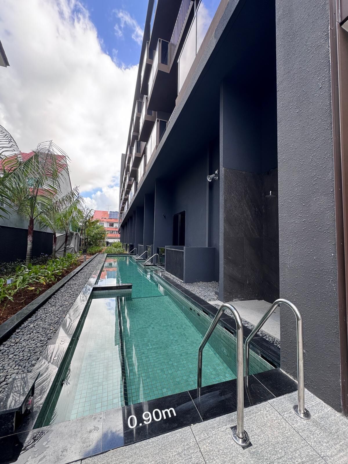 Exercise/lap pool