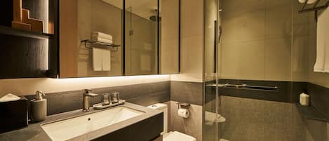 Apartment, 3 Bedrooms | Bathroom