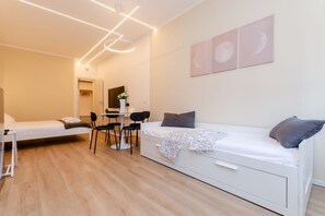 1 chambre, fer et planche à repasser, Wi-Fi gratuit, draps fournis