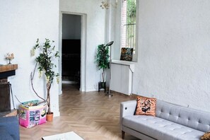 Smart TV, books, music library, printers