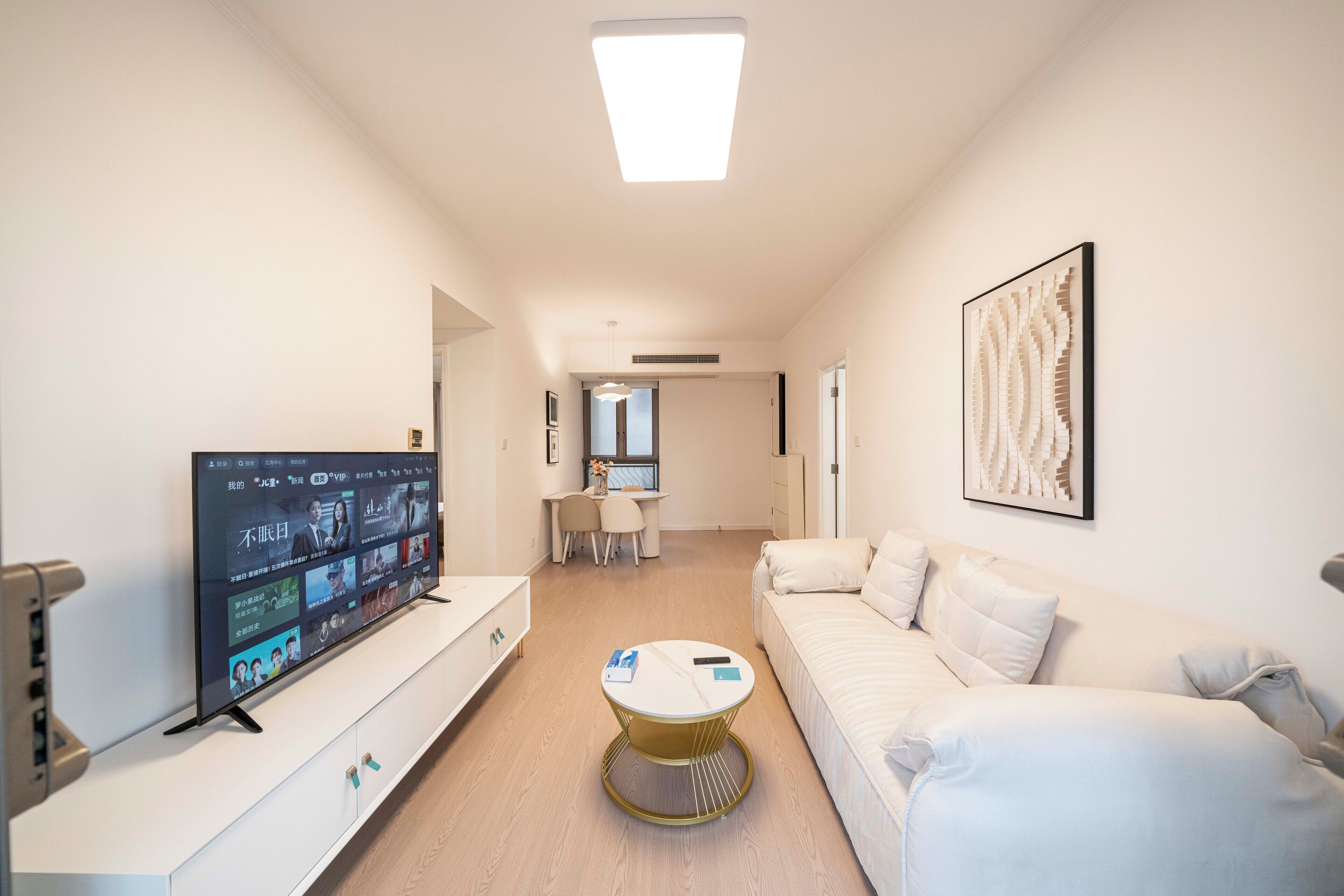 Smart TV 55 pulgadas con canales de televisión por cable