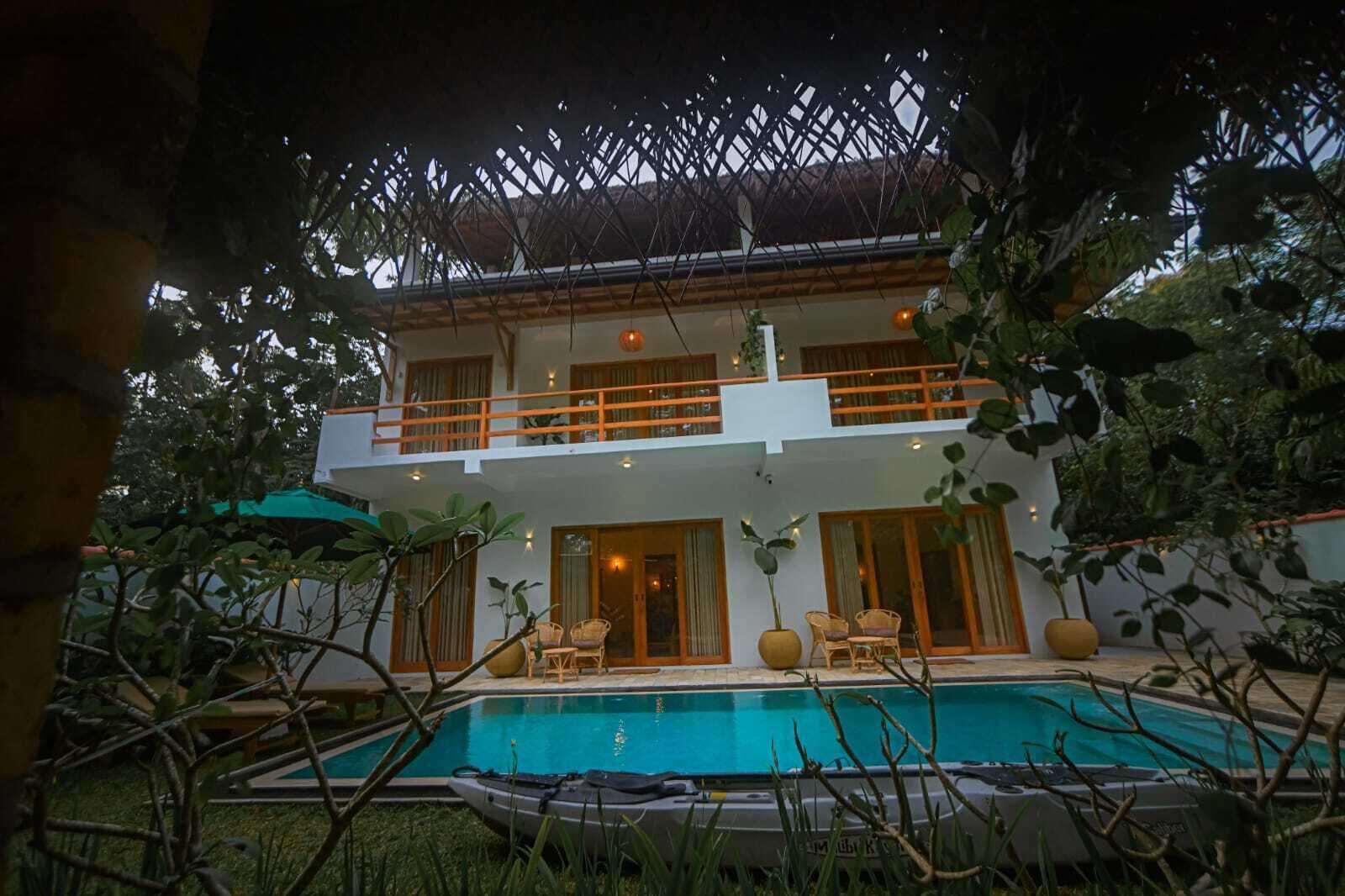 숙박 시설 정면