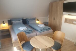 1 makuuhuone, silitysrauta/-lauta, Wi-Fi, vuodevaatteet