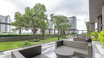 Apartamento, 1 habitación, vistas a la ciudad | Jardines del alojamiento