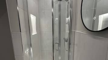 Double Room | Bathroom