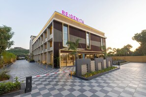 Exterior - Regenta Hotel Science Center Bhuj (Bhuj)