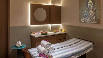 Steam room, 2 treatment rooms