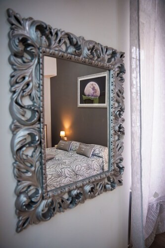 Gabri's House has 3 rooms with 3 private bathrooms and a kitchen available