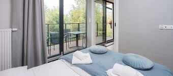 Lake Park Residence Sun & Snow