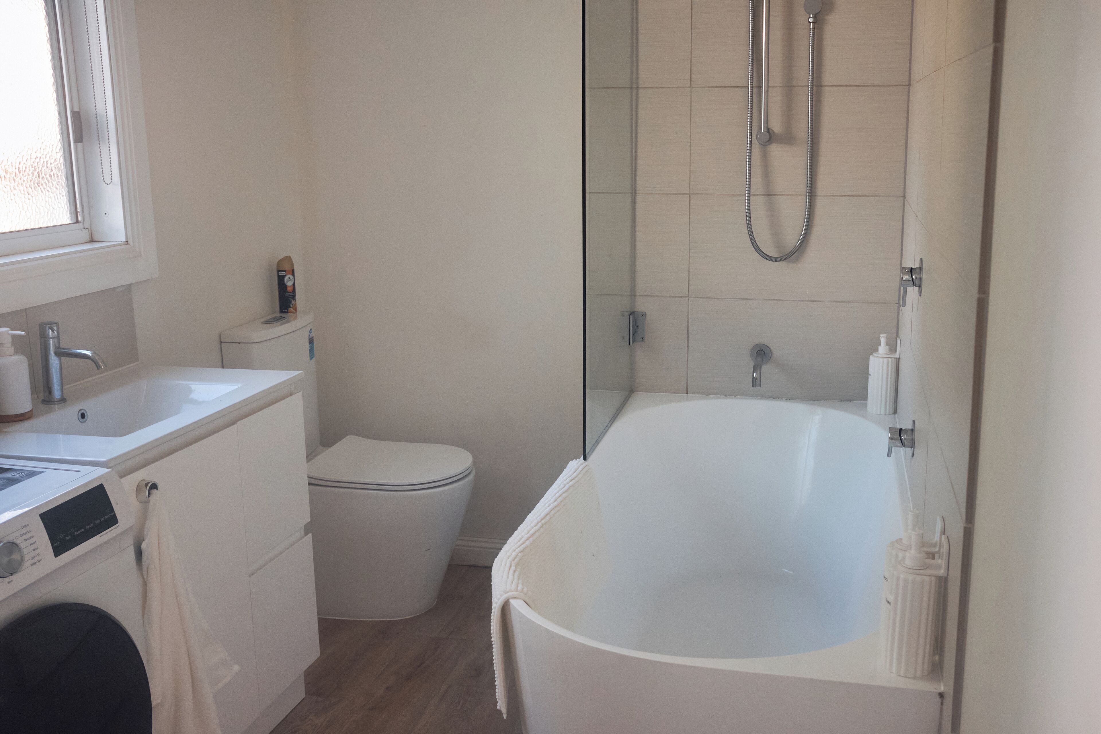 Towels, soap, shampoo, toilet paper