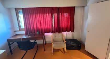 Room-beautiful Room for a Short Stay