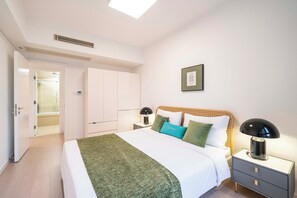 Superior Apartment, 1 Bedroom, Kitchen, City View