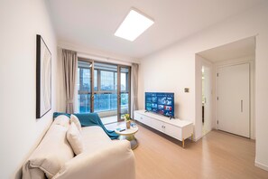 55-tommers smart-tv med kabelkanaler