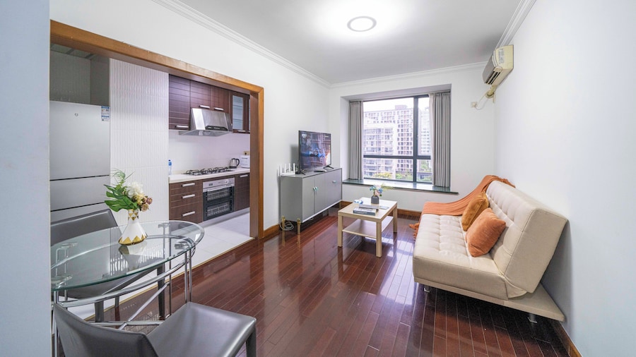 Tyms Modern 1BR APT Gubei Carnival Court