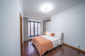 Superior Apartment, 1 Bedroom, Kitchen, City View | Iron/ironing board, free WiFi