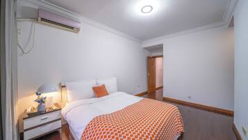 Appartamento Superior, 1 camera da letto, cucina, vista città | Ferro/asse da stiro, Wi-Fi gratuito