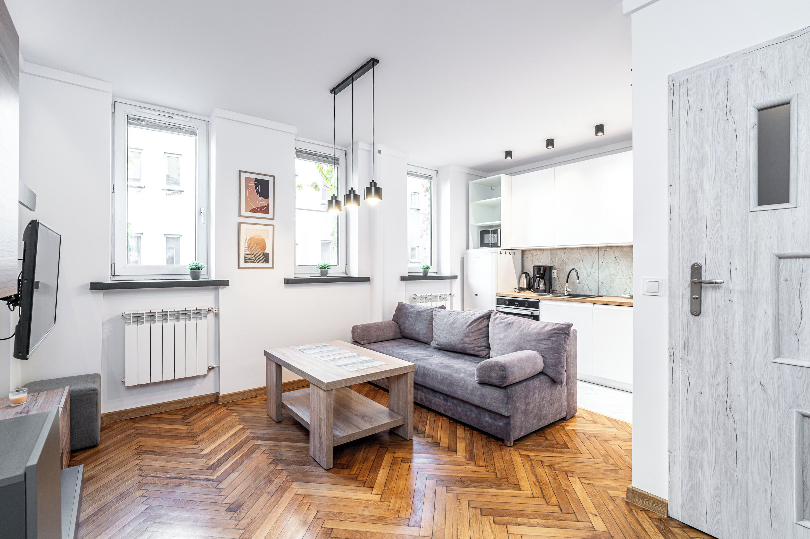 Classic Apartment | Living room | Smart TV