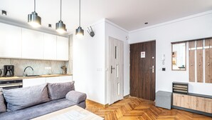 Classic Apartment | Living room - RentPlanet- Apartament Dąbrowskiego (Katowice)