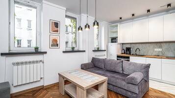 Classic Apartment | Living room | Smart TV
