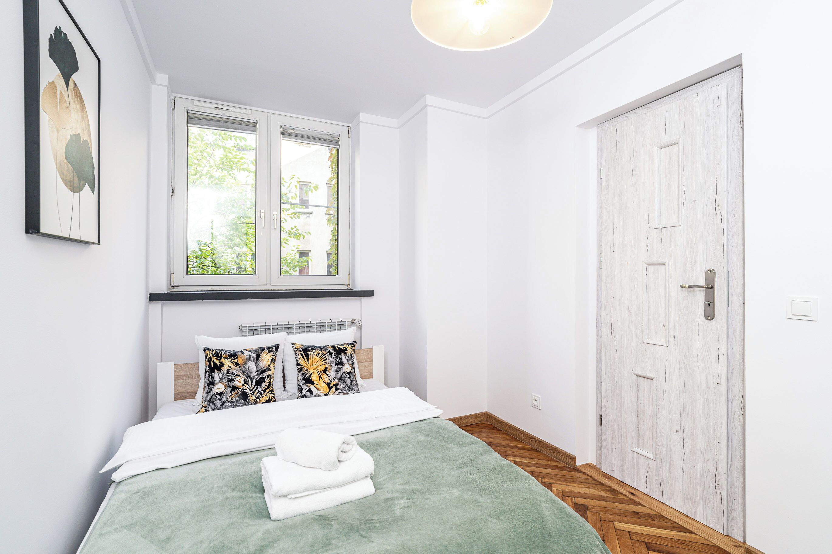 Classic Apartment | Hypo-allergenic bedding, individually decorated, iron/ironing board