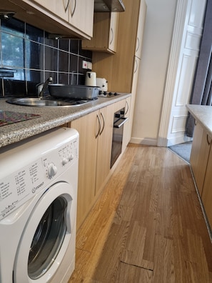 Apartment, 1 Bedroom, Smoking | Laundry - Flat In Tyne & Wear Sunderland (Sunderland)
