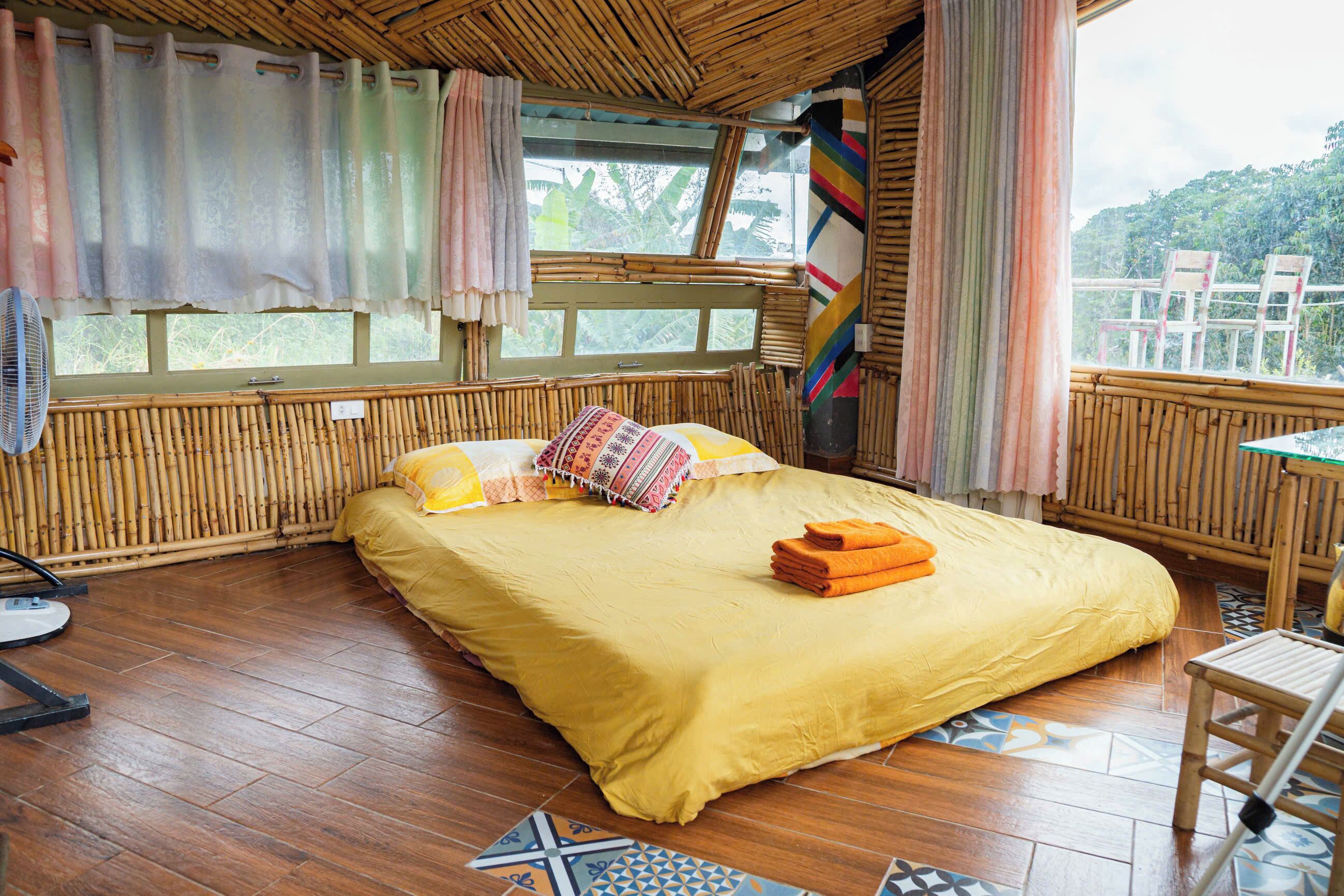 Standard-Doppelzimmer, Balkon, Hügelblick | Kostenloses WLAN