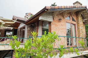 Fachada de la propiedad